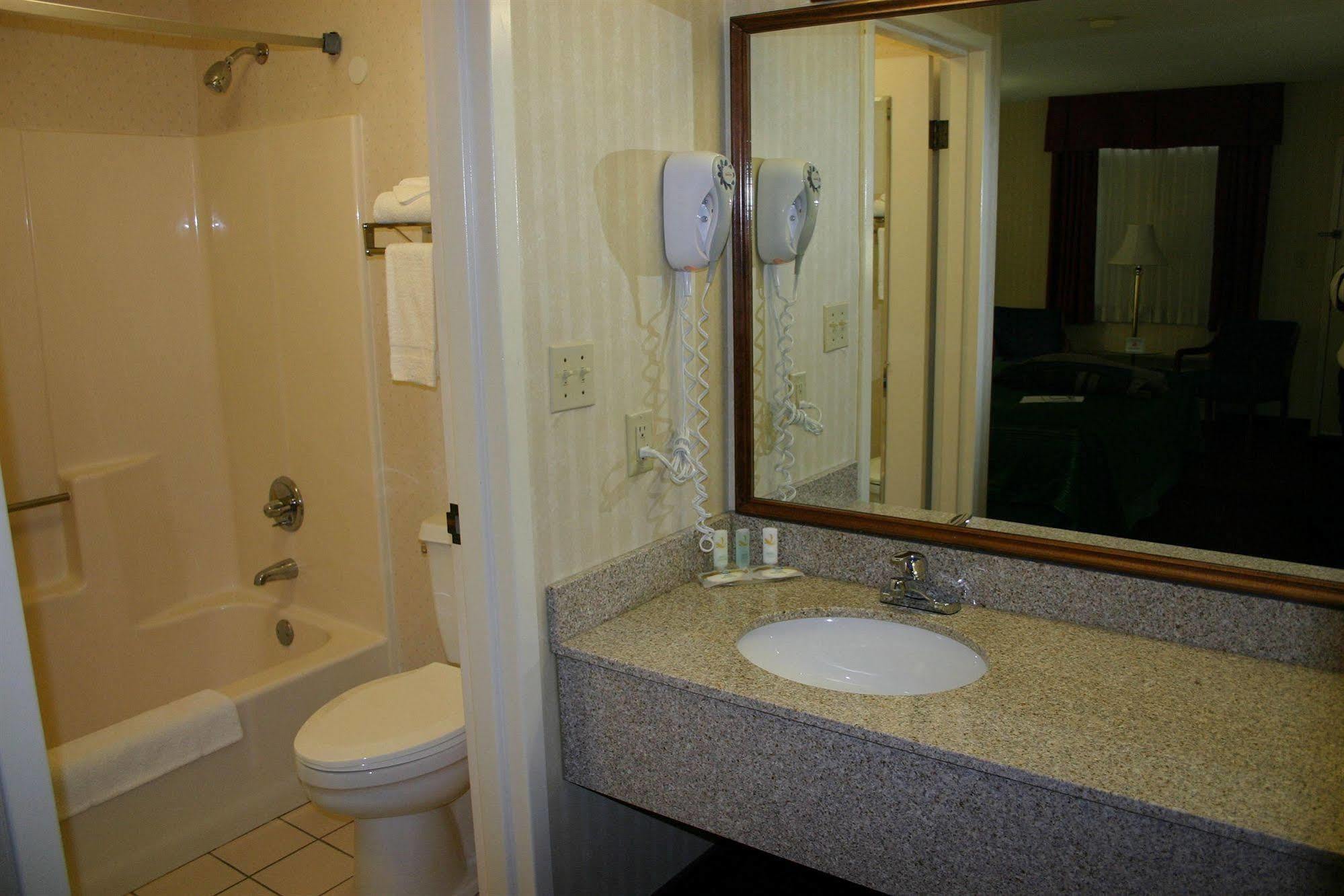 Quality Inn Gettysburg Battlefield Εξωτερικό φωτογραφία